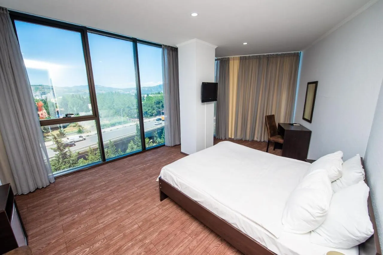 Hotel Shine Palace Tbilisi 3*,  Georgia
